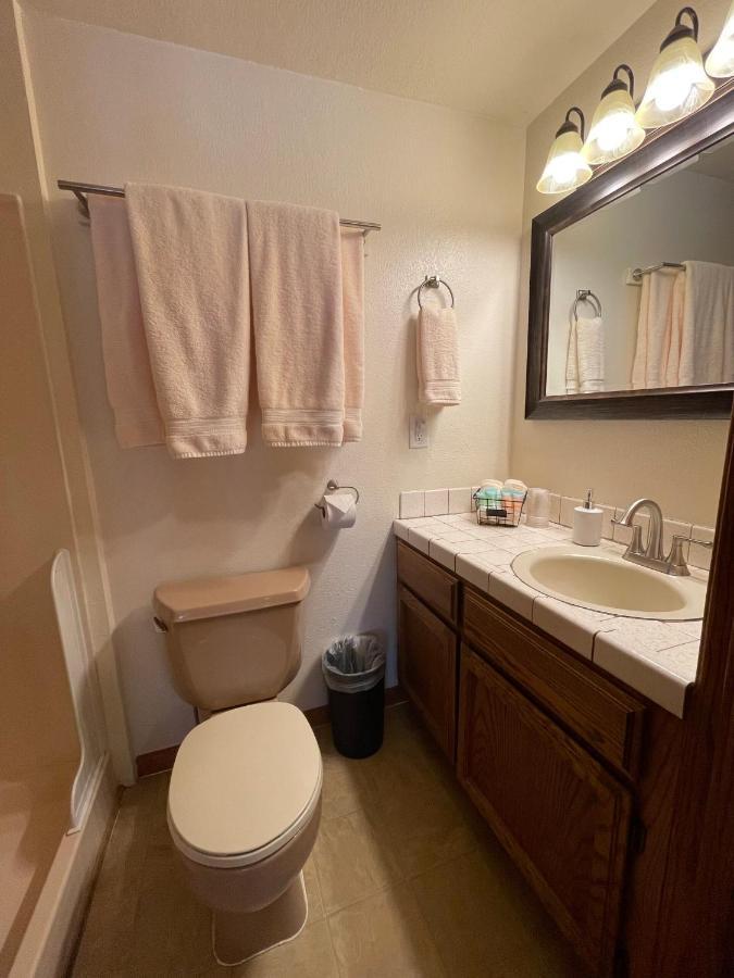 Berkshire Inn Groveland Εξωτερικό φωτογραφία
