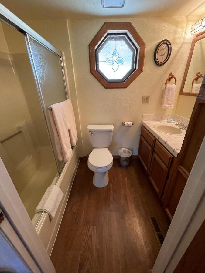 Berkshire Inn Groveland Εξωτερικό φωτογραφία
