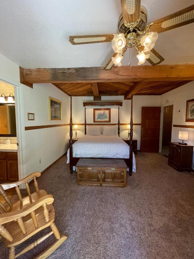 Berkshire Inn Groveland Εξωτερικό φωτογραφία
