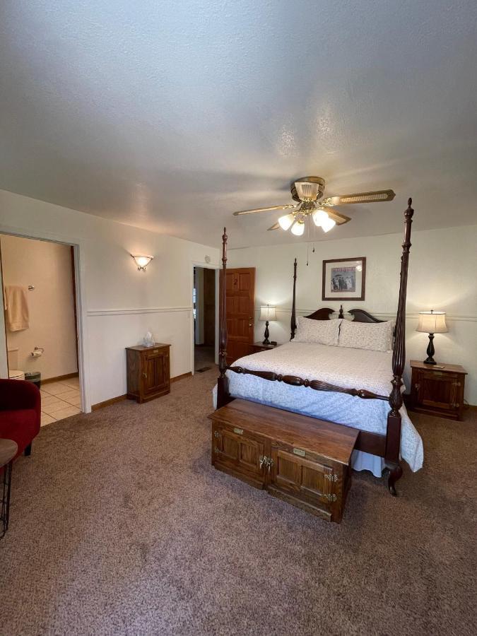 Berkshire Inn Groveland Εξωτερικό φωτογραφία